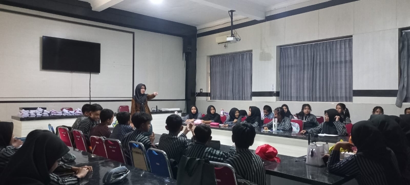 Kegiatan Rutin English Club