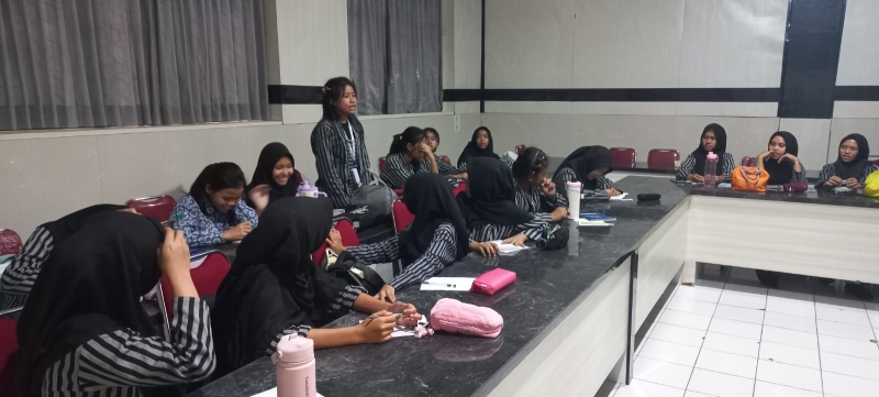 Kegiatan Rutin English Club